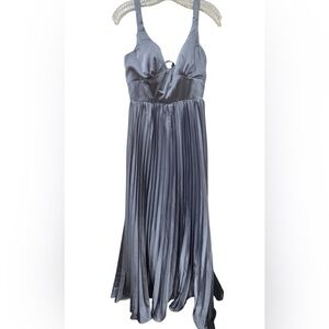 Elegant Gray Pleated Dress